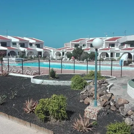 Costa Antigua Tatil Evi